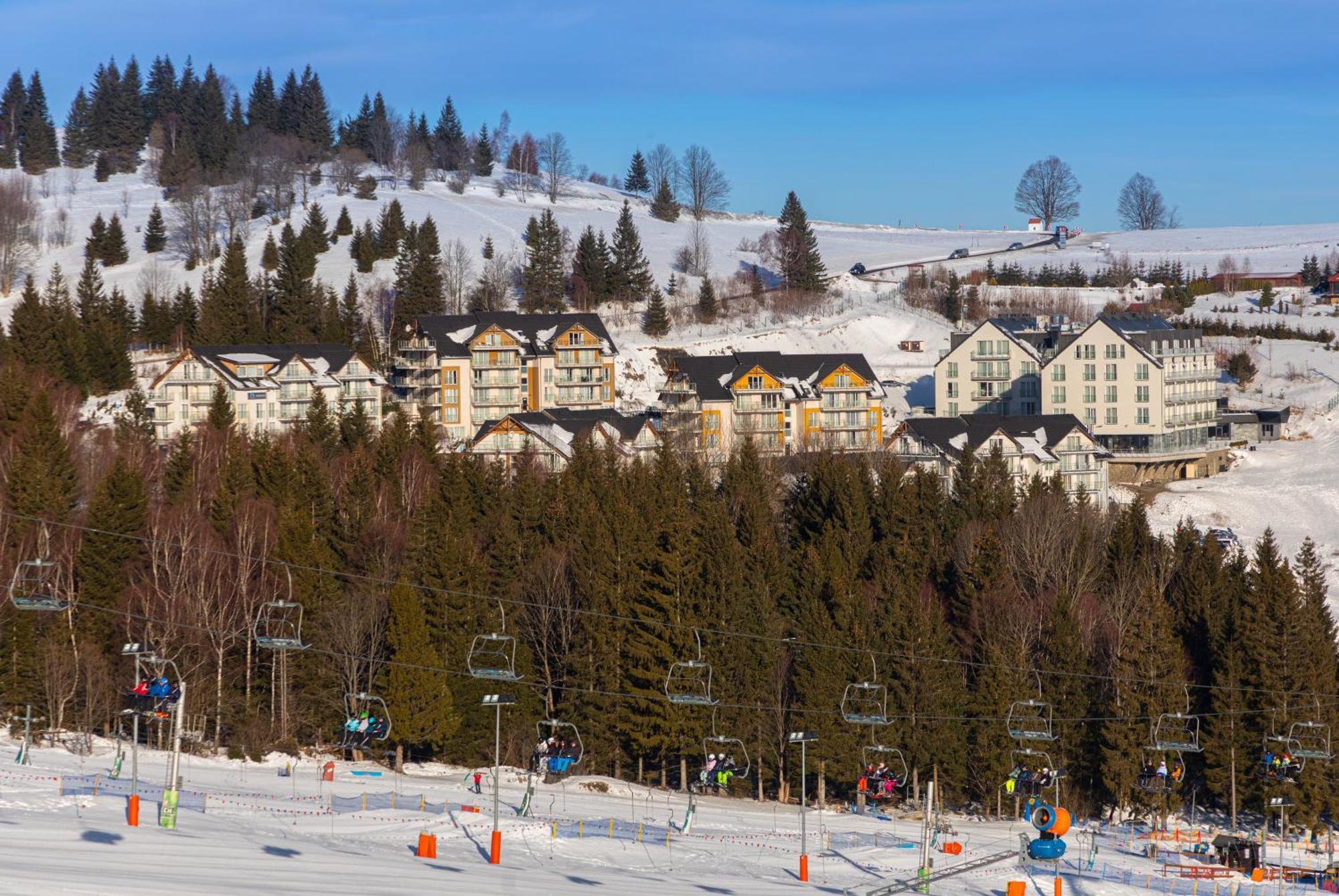 Apartamenty Czarna Gora Is 8 Sienna  Exteriör bild
